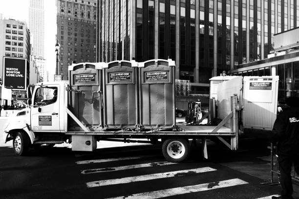 Best Porta potty rental for parties  in Milan, OH